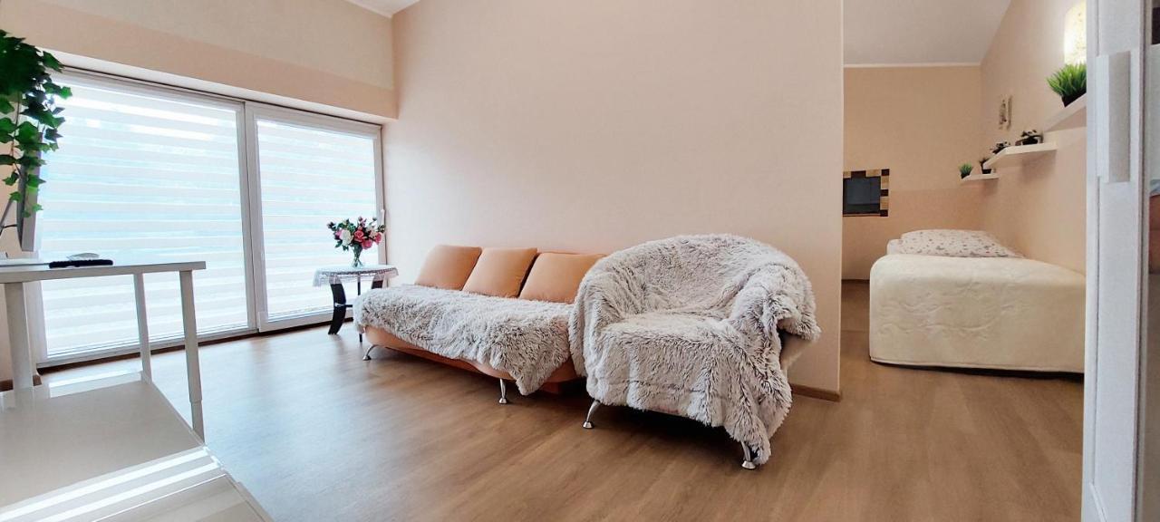 Apartamenty Gorki Male Tuszyn Exterior foto